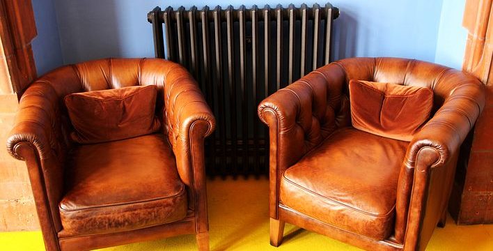 The 3 Differentiators of A Leather Sofa VS Fabric